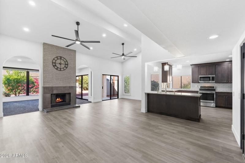 008__10542 E Bellflower Dr