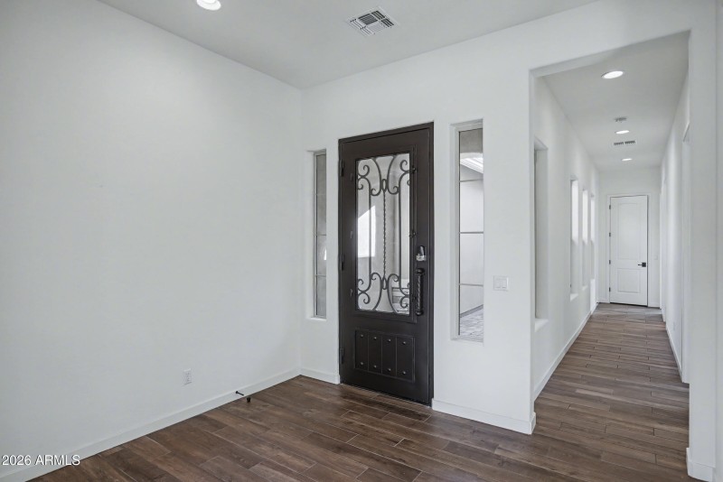 8032 E June Cir-16
