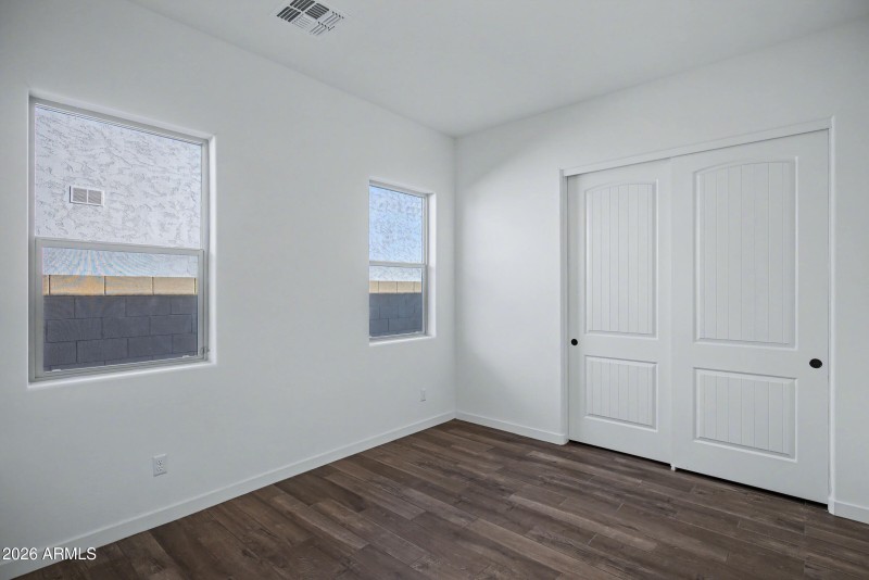 8032 E June Cir-25
