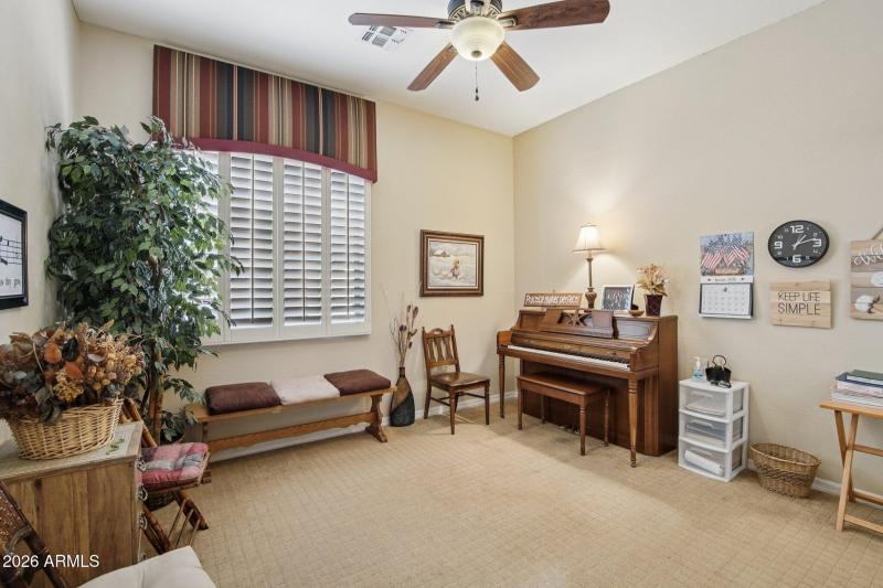 23-web-or-mls-W Sierra Madre Ave-S2001-0