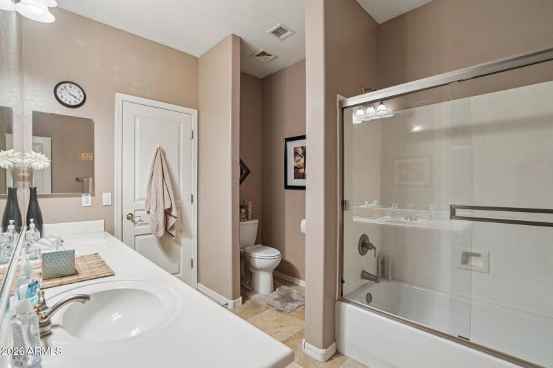 28-web-or-mls-W Sierra Madre Ave-S2001-0