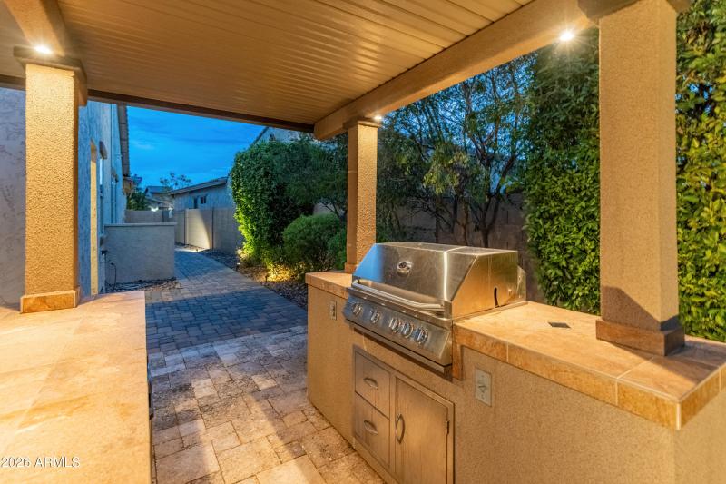 9837 W Lariat Ln-100