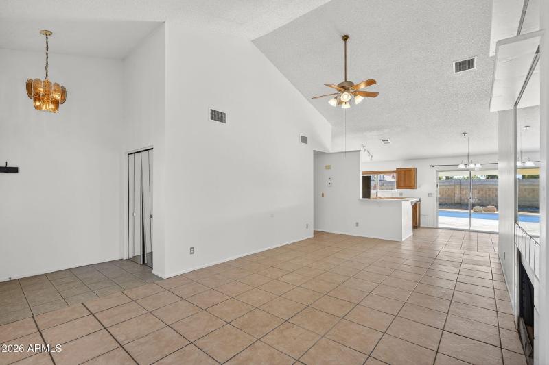 7-web-or-mls-14-E La Puente Ave