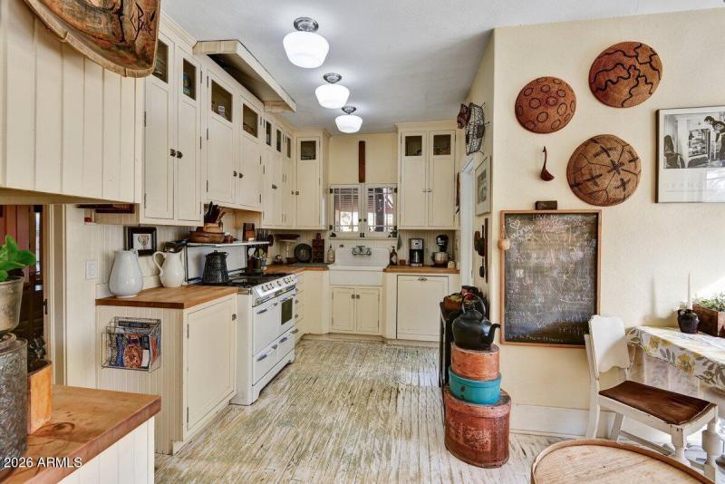 Kitchen (3)