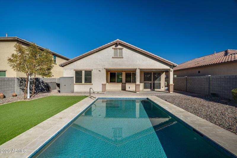 39-web-or-mls-Exterior-14