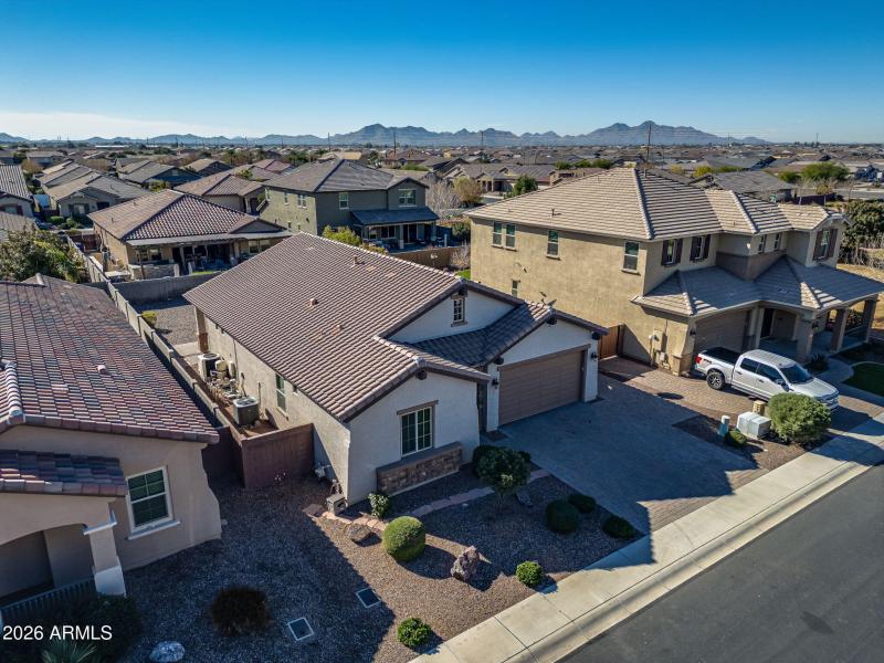 50-web-or-mls-Exterior-37