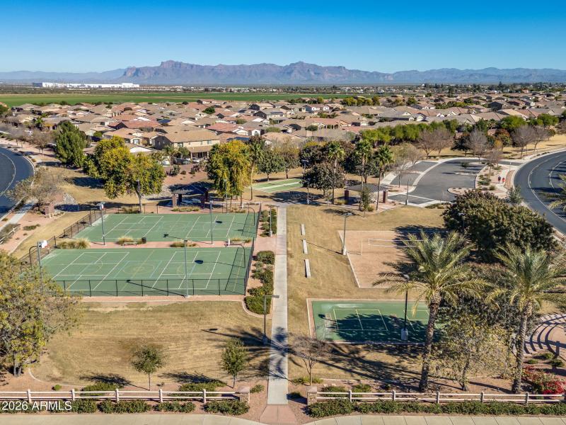 63-web-or-mls-Exterior-68