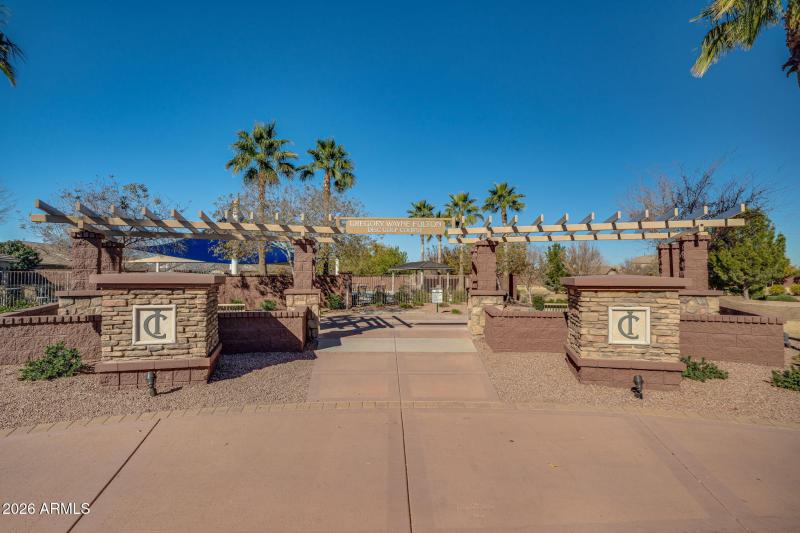 74-web-or-mls-Exterior-36