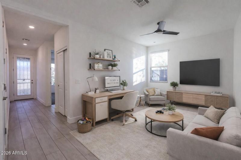 Virtually Staged Flex room