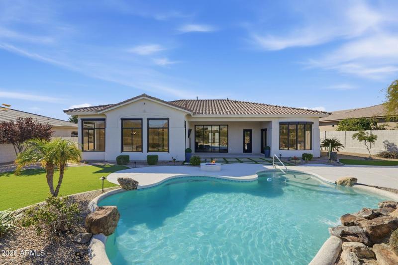 08_19771_N_84th_Way_Scottsdale_AZ_85255-