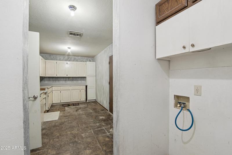 16-print-E Evergreen St-S0509-016