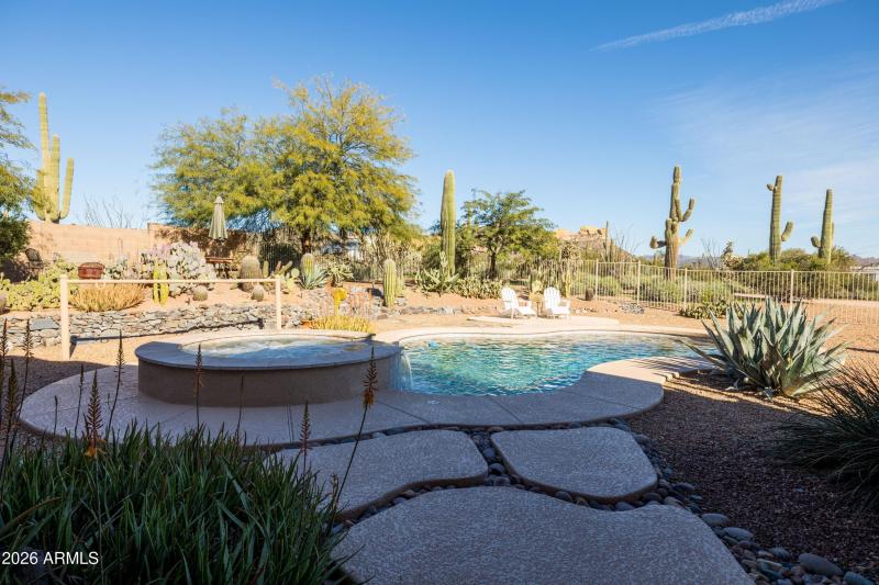 Sparkling Pool and Spa