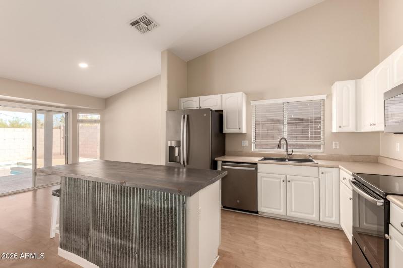 10 - Mystic Sadie 11126