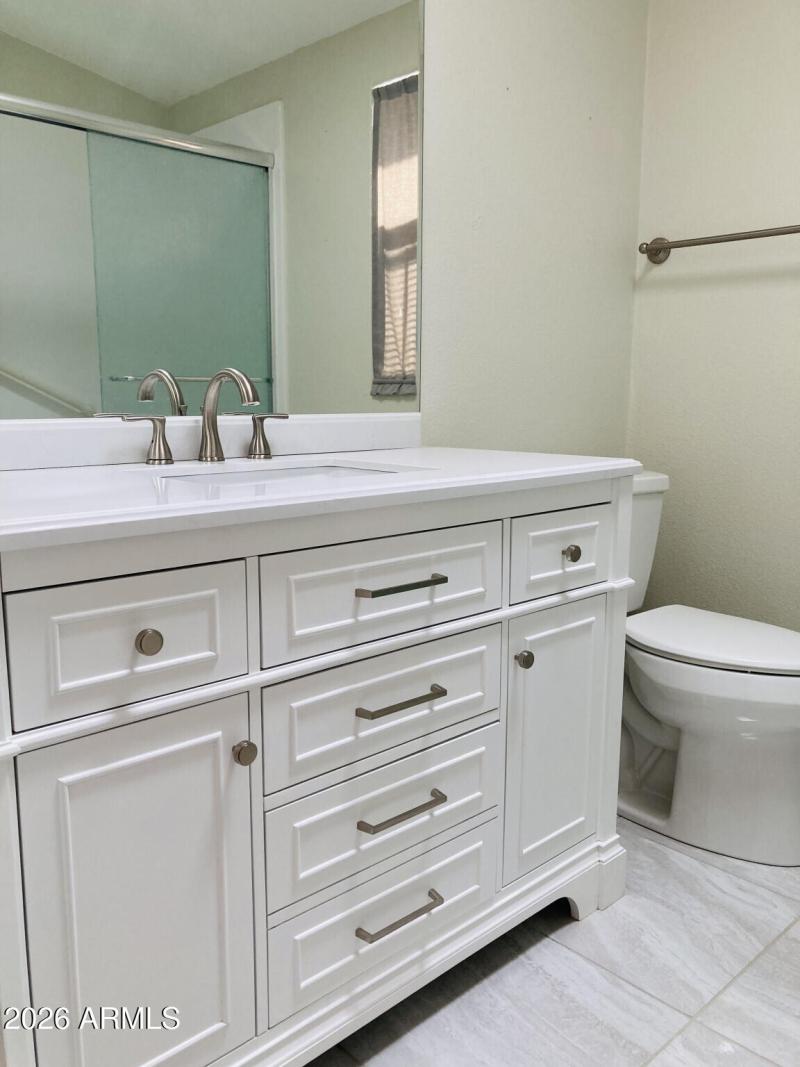 33) 52311-677cb1ba65ad7