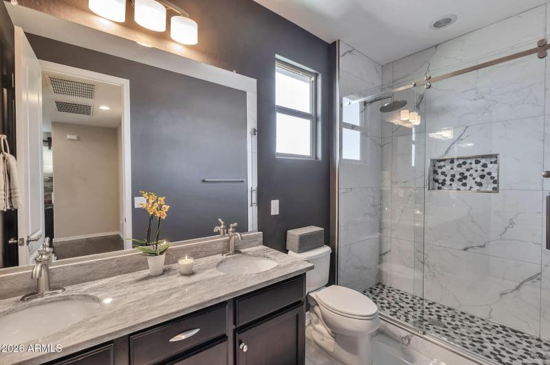 8-web-or-mls-QP- 780_7354