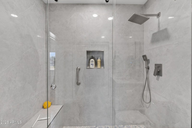 56-web-or-mls-31-N Wyatt Dr