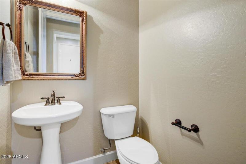 17-Powder Room