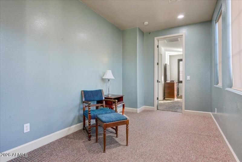 19-Primary Suite Entry