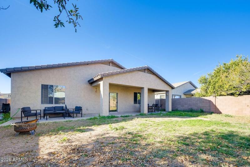 40884 W Bedford Dr - Web Quality - 002 -