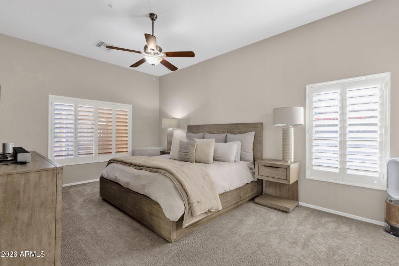 25-web-or-mls-8953-e-calle-buena-vista