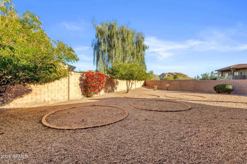 38-web-or-mls-8953-e-calle-buena-vista