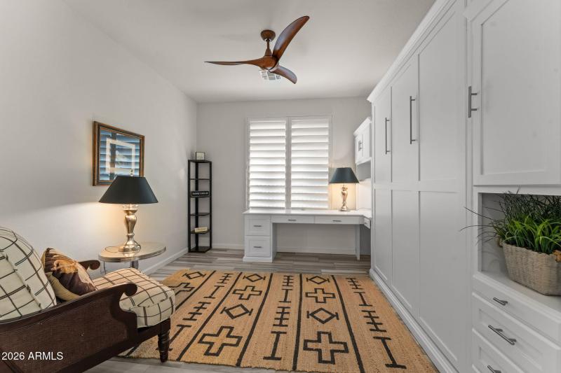 Den/Office with murphy bed