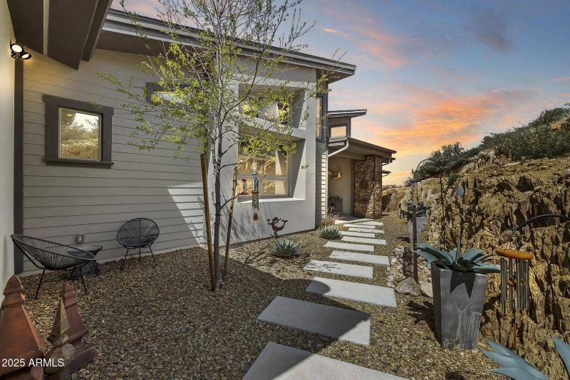 15-Front Courtyard 2