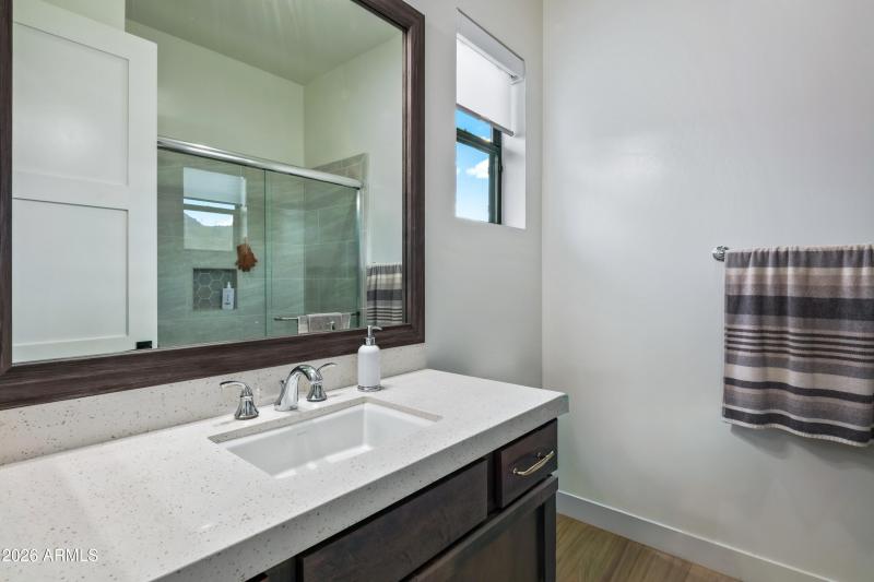 047_Guest Ensuite #2 Bath