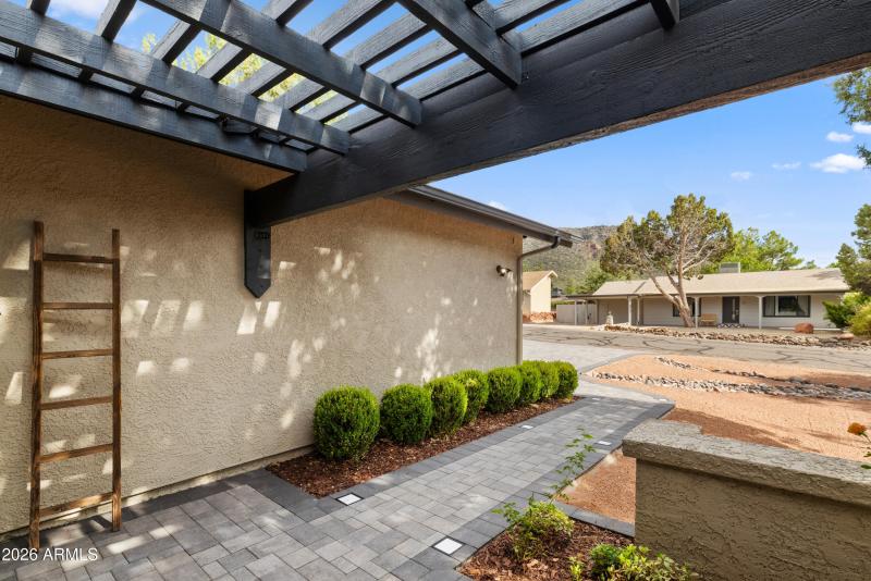 30 Palo Verde - Sedona - Front Patio