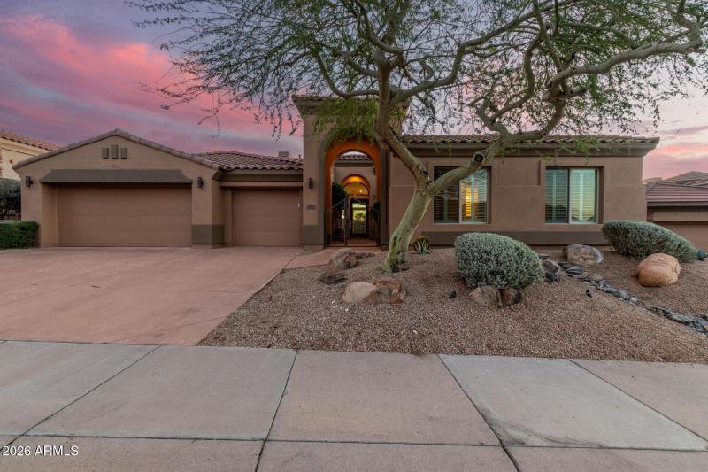 Prestigious Cimarron Ridge Location