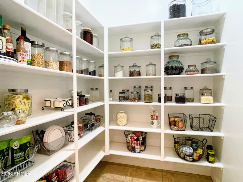 Walk-in Pantry