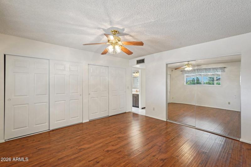 36-web-or-mls-W Banff Ln.-S2101-036