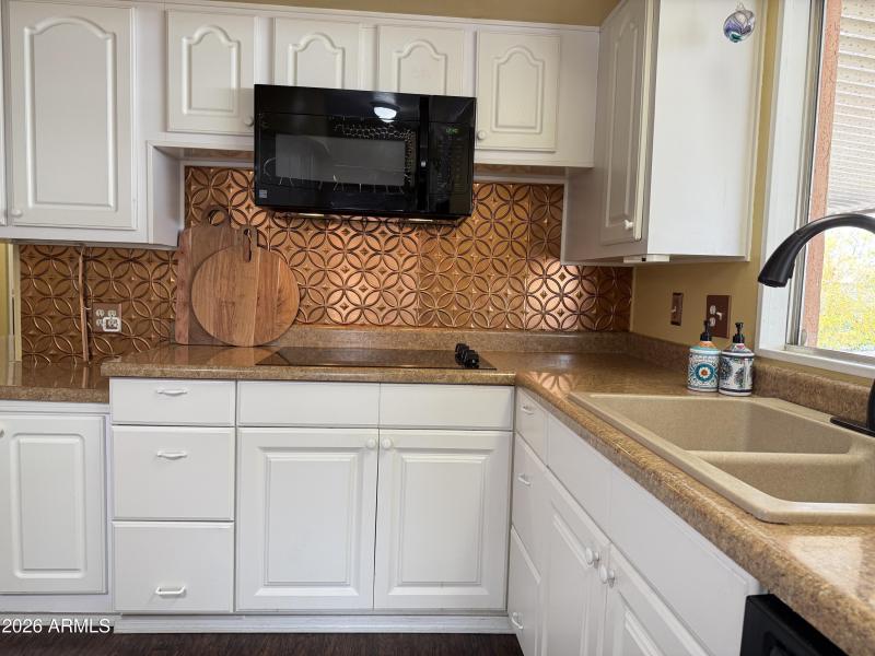 Kitchen Backsplash