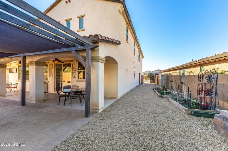 Full RV Gate Side Yard to Park Toys