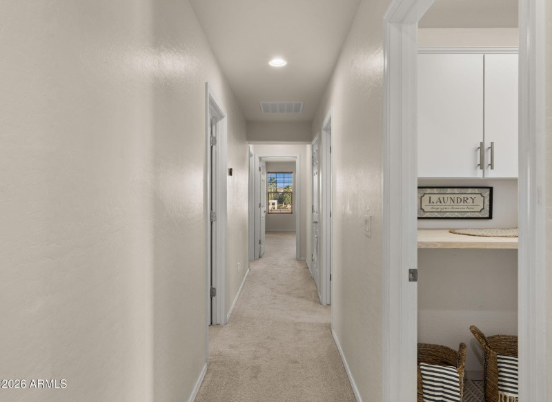 41-web-or-mls-Upstairs Hallway