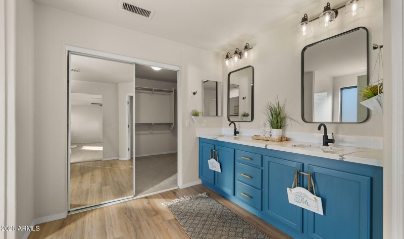 57-web-or-mls-Primary Bedroom4