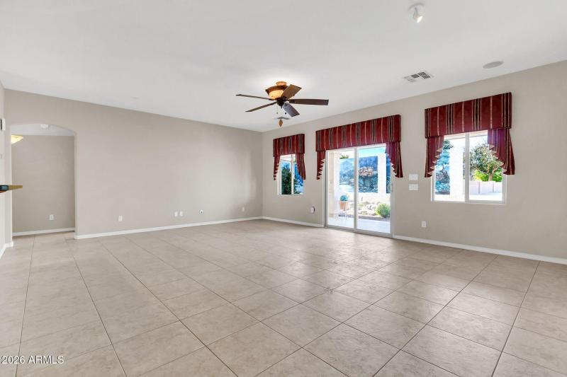 No built in Entertainment center