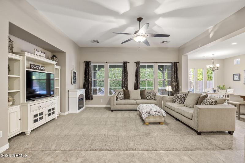 23-web-or-mls-3831-e-weather-vane-rd