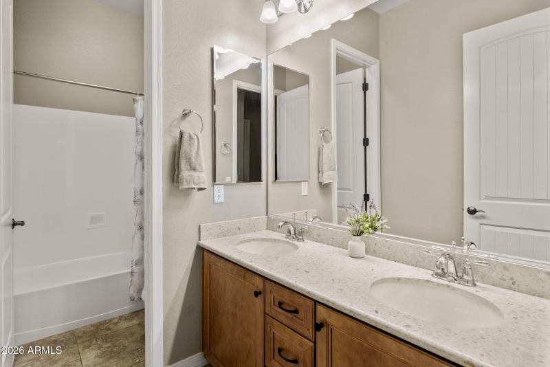 38-web-or-mls-3831-e-weather-vane-rd