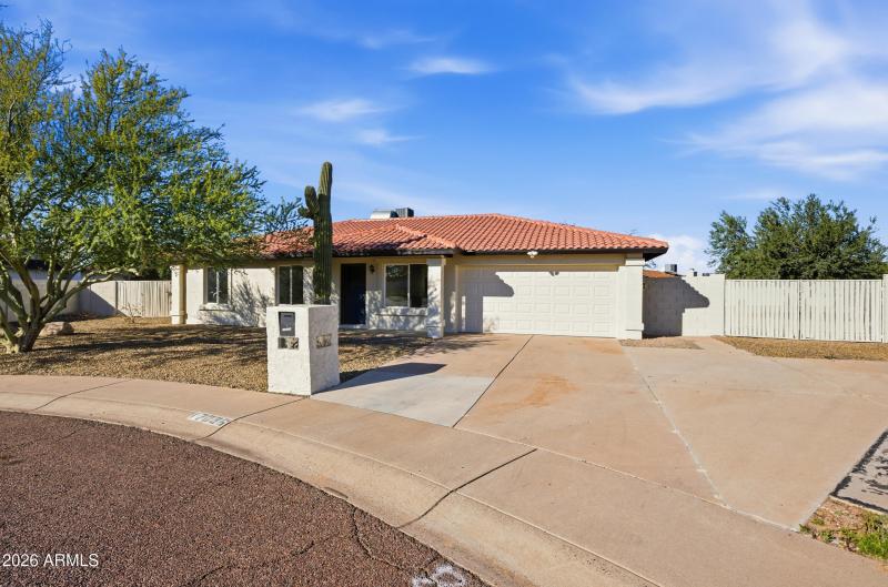 17036 n 38th ave, glendale, az 85308