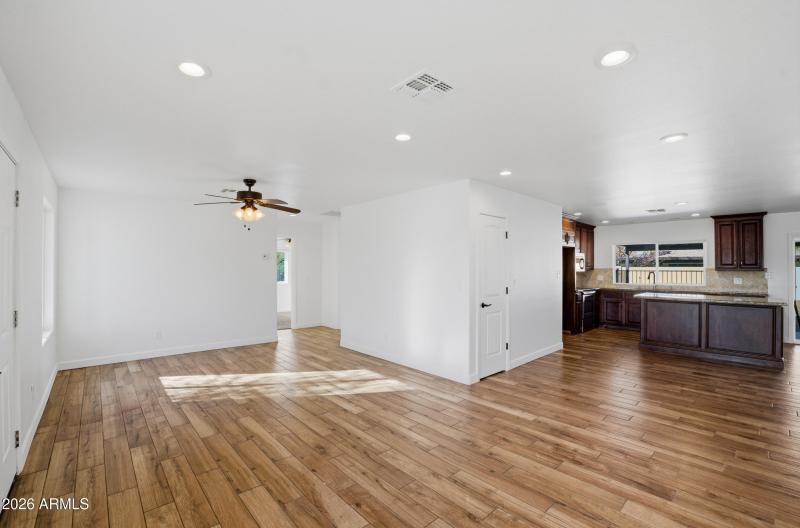 17036 n 38th ave, glendale, az 85308-3