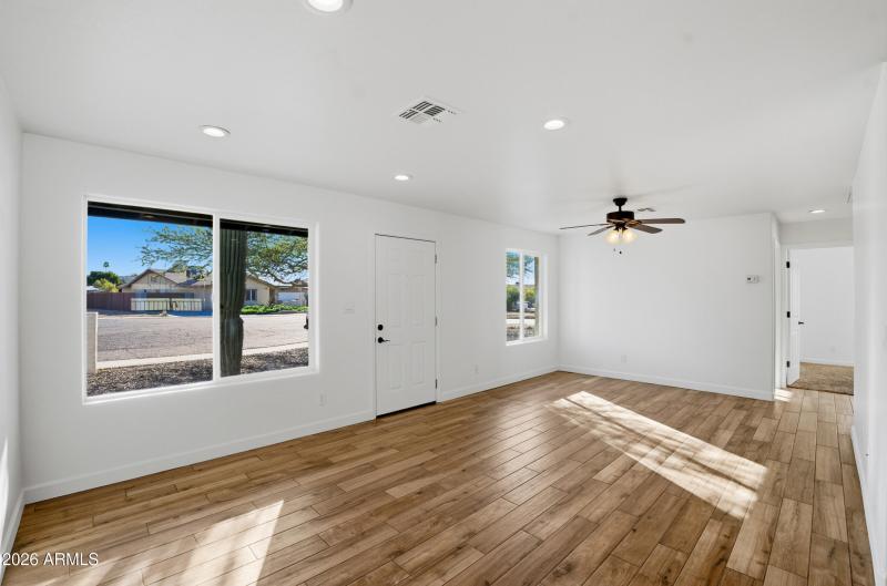 17036 n 38th ave, glendale, az 85308-5