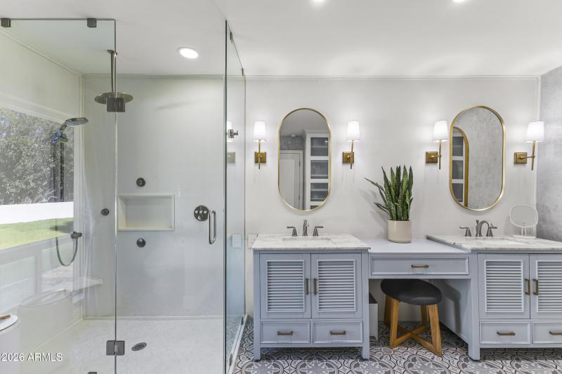 Primary Suite Bathroom