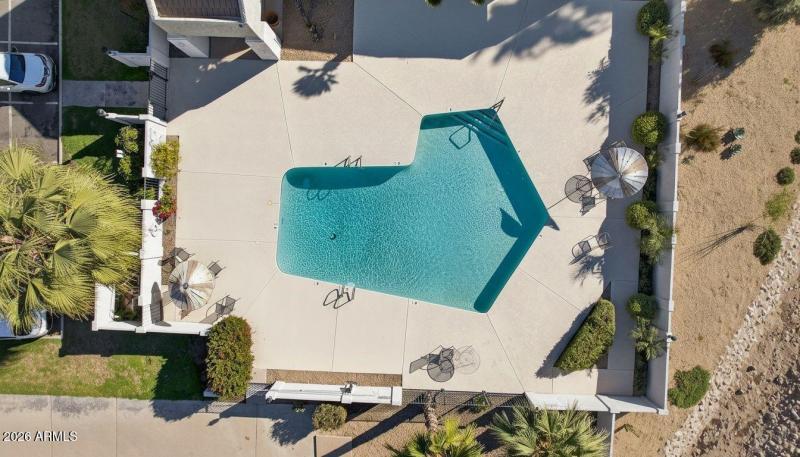 75-web-or-mls-03- E Embassy St