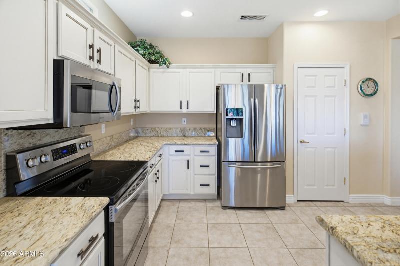 15932 W Summerwalk Dr-18