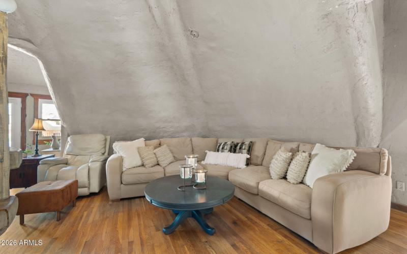 23-web-or-mls-Great Room7