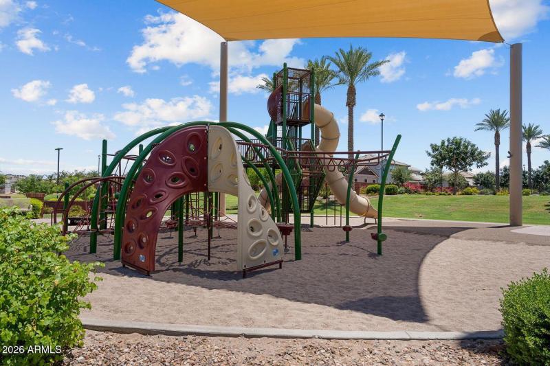 20251222213241745338000000-o