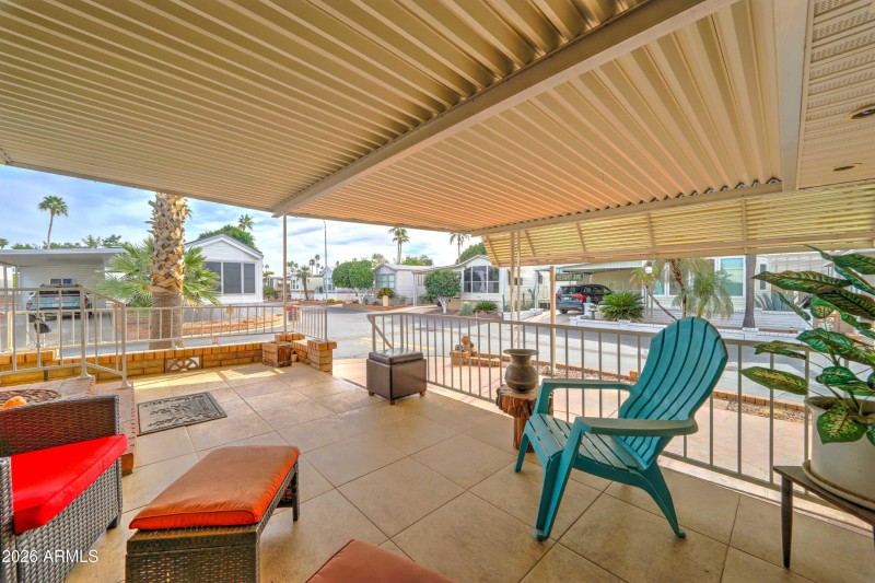 Corner lot with a great view_East facing