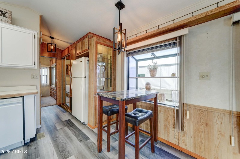 Garden window adds extra light