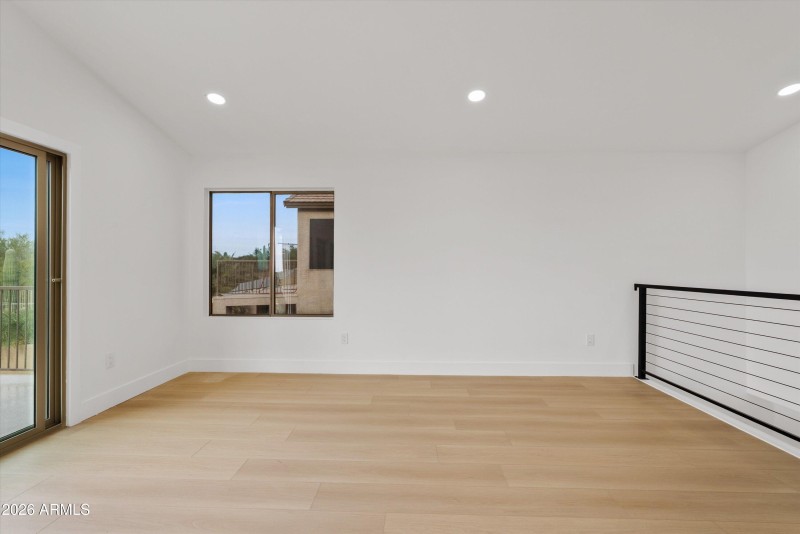 Large Loft with sliding door